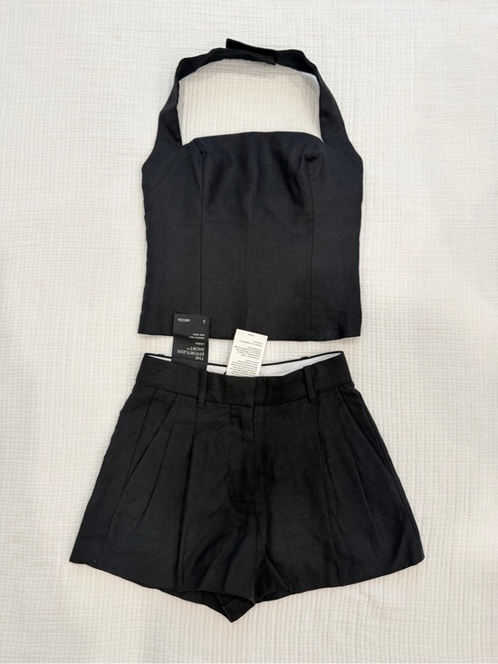Aritzia Tops - Aritzia Linen Halter Top & Effortless Shorts Size XS/2 NWT